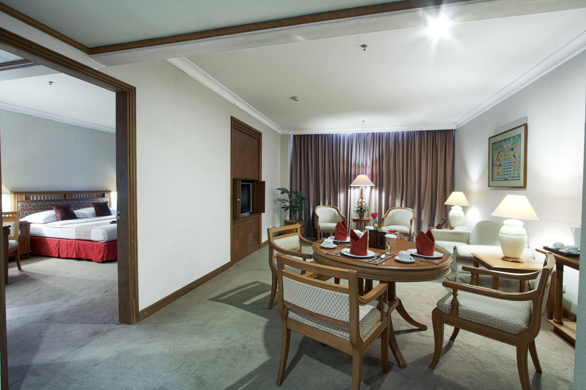 Hotel Sahid Jaya Solo Екстер'єр фото