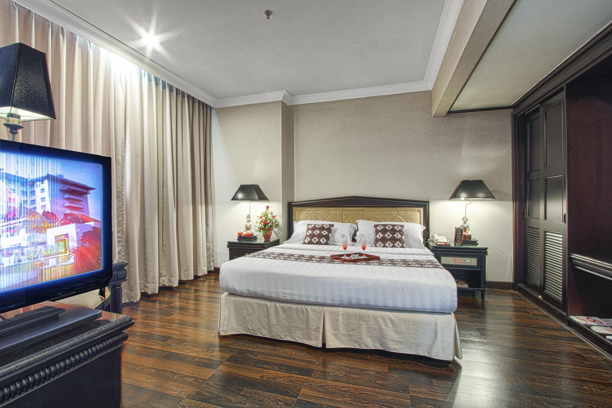 Hotel Sahid Jaya Solo Екстер'єр фото