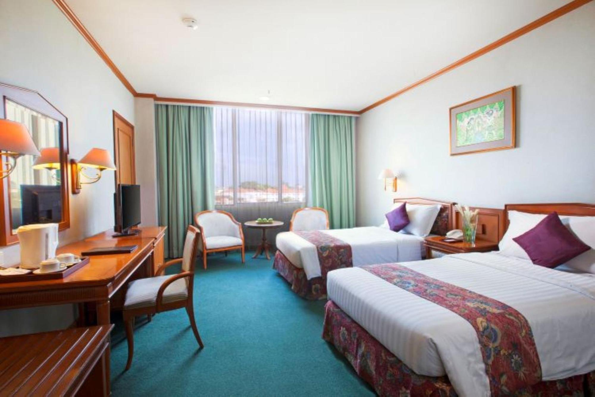 Hotel Sahid Jaya Solo Екстер'єр фото