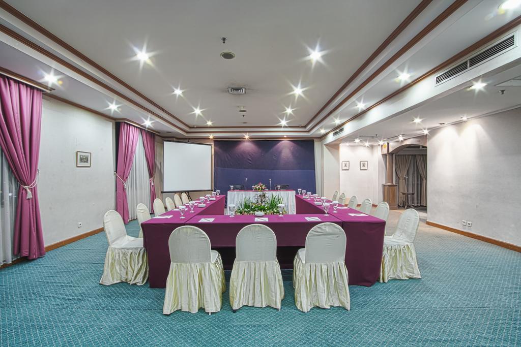 Hotel Sahid Jaya Solo Екстер'єр фото