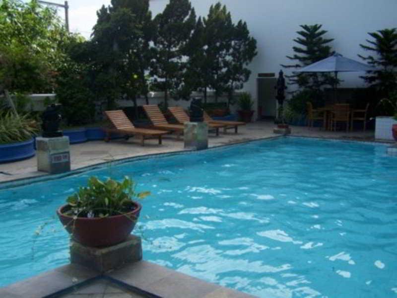 Hotel Sahid Jaya Solo Екстер'єр фото