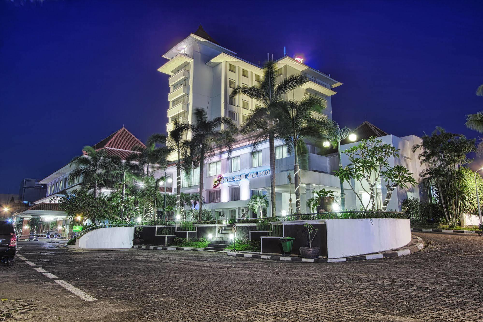 Hotel Sahid Jaya Solo Екстер'єр фото