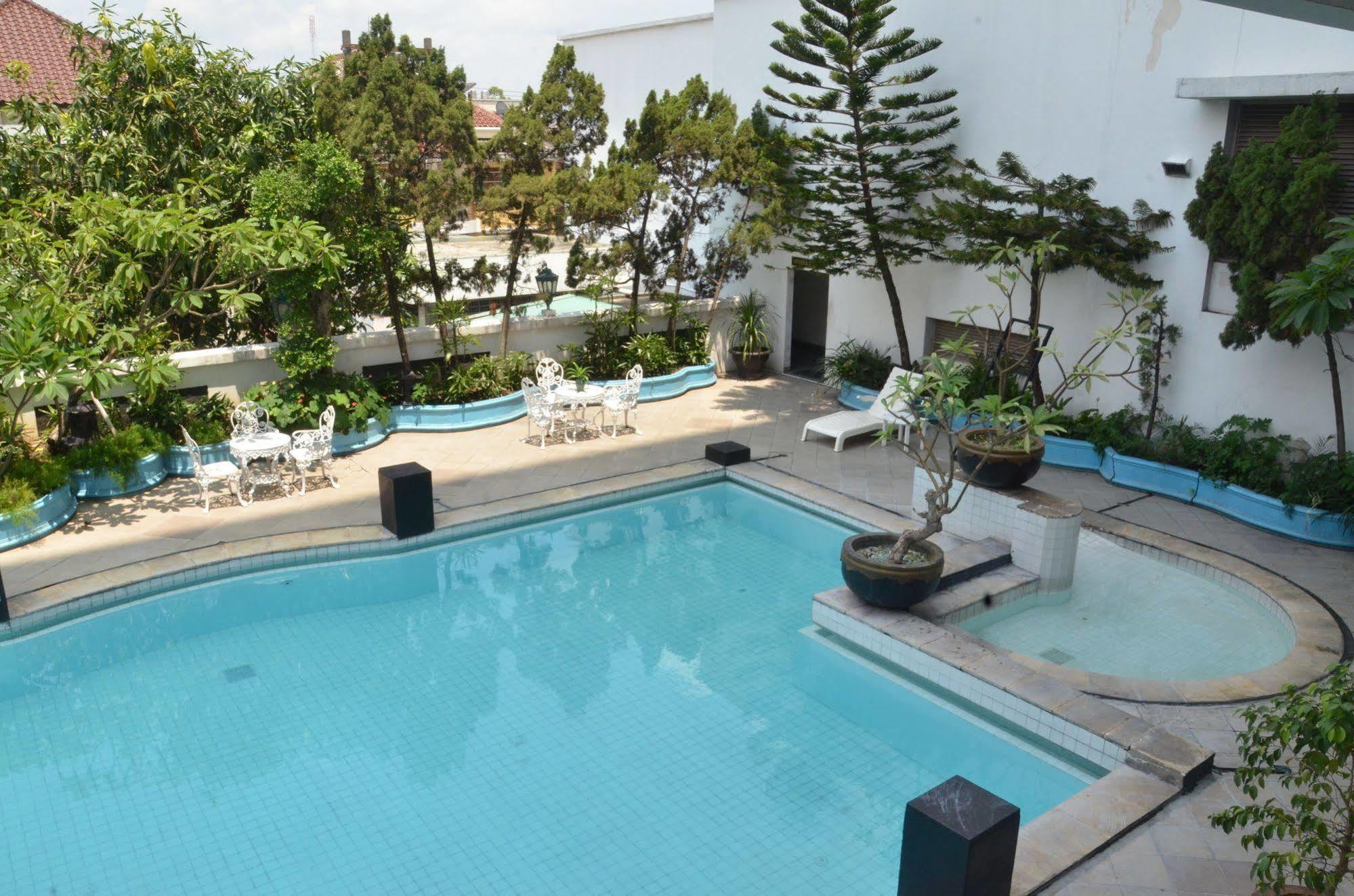 Hotel Sahid Jaya Solo Екстер'єр фото